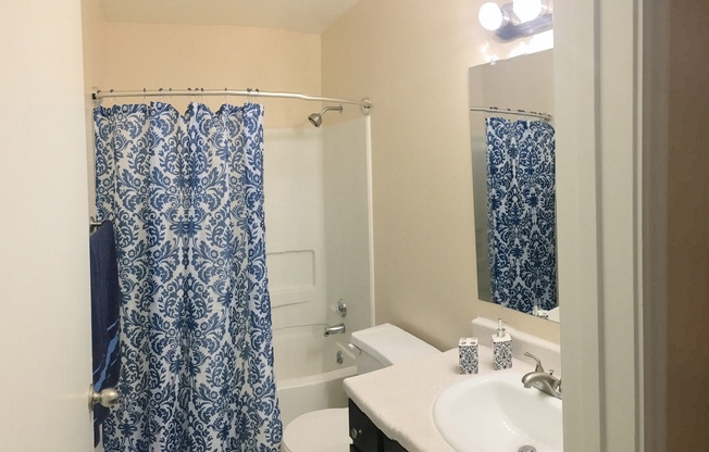3 beds, 2 baths, 1,350 sqft, $1,699, Unit 4068 21