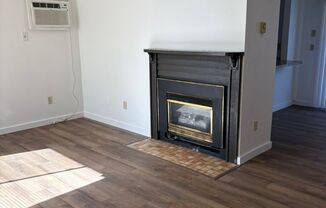 MP81 - 6113-6117 N. Addison St.