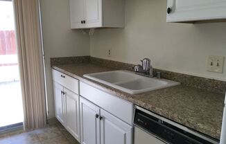 2 beds, 1.5 baths, $1,650