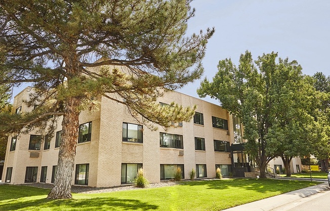 The Glenwood Apartments in Denver, Colorado