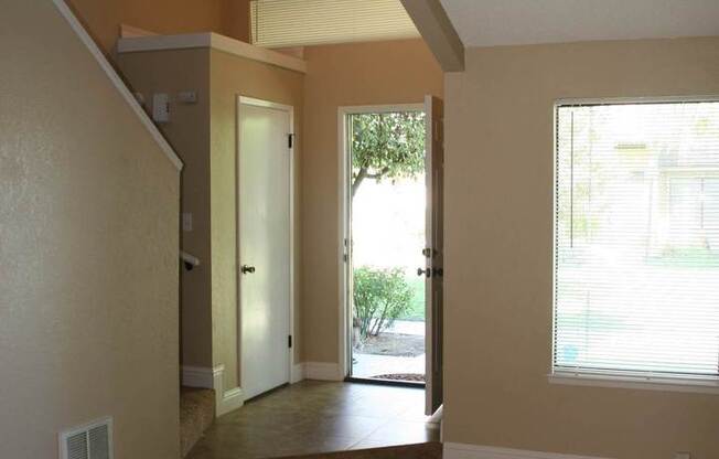 4301 Planz Rd Unit B - 2+1.5 Townhouse - SW Bakersfield - W/D Hookups and 2 car garage!!