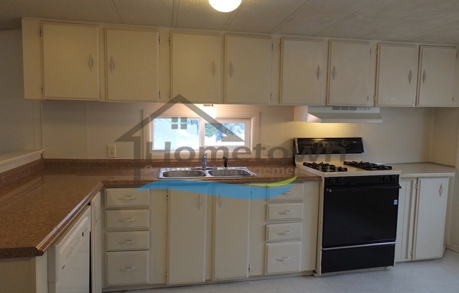 2 beds, 1 bath, $1,205, Unit Space 55