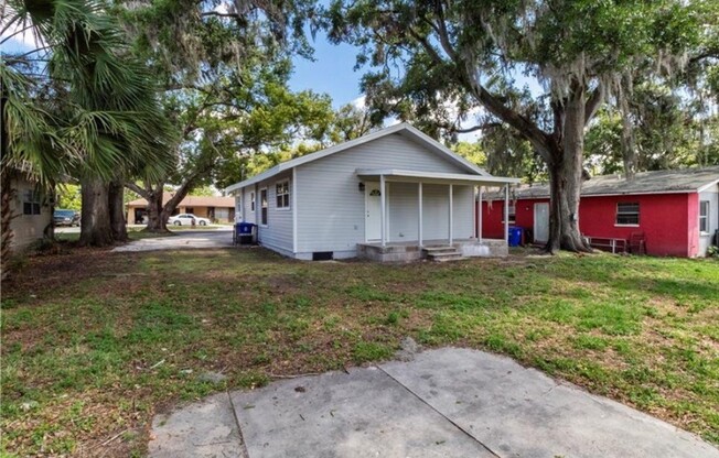 2 bedroom 1 bath home