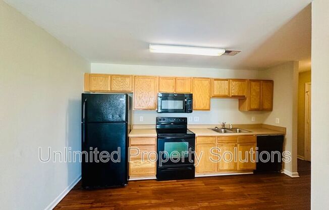 370 S KERR AVE