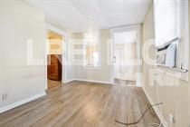 1 bed, 1 bath, 750 sqft, $1,000, Unit 2