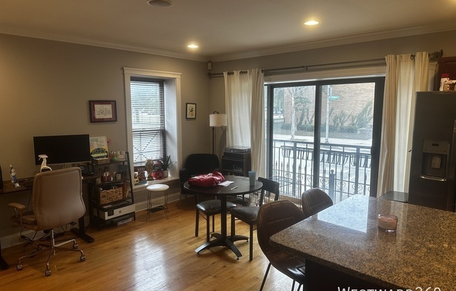 1226 W Huron St. #101