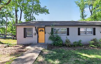 Cute Two Bedroom Home in The Arts District!
