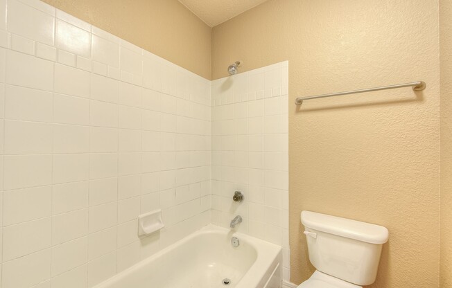 2 beds, 2 baths, $1,499, Unit # 341