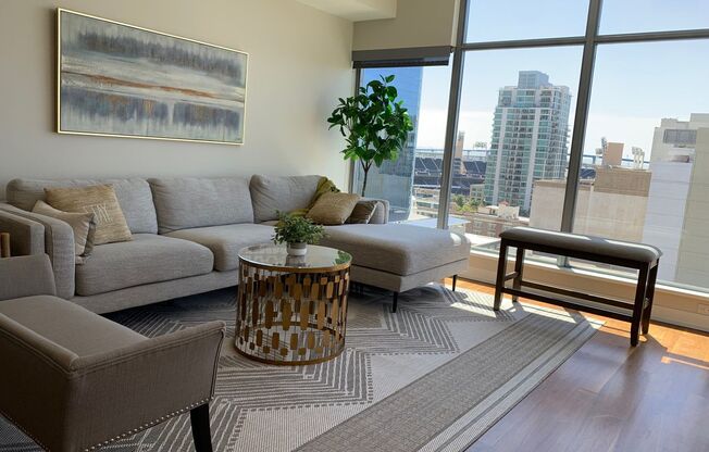 Downtown San Diego - fully furnished upscale 2 bedroom, 1.5 bath condo - 11th floor with amazing views.