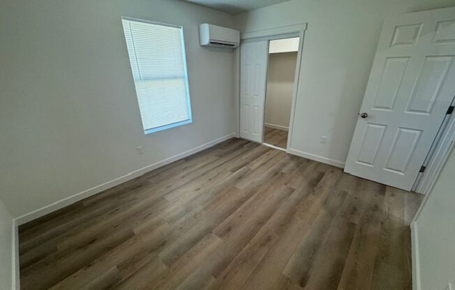 2 beds, 1 bath, $1,400