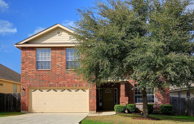 Beautiful Two Story Home In Steubing Ranch!