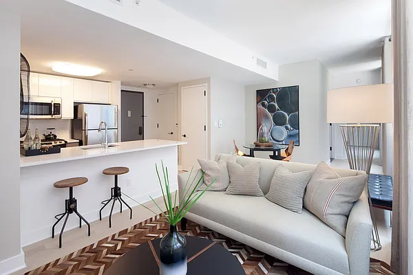 Studio, 1 bath, $4,364, Unit 610E