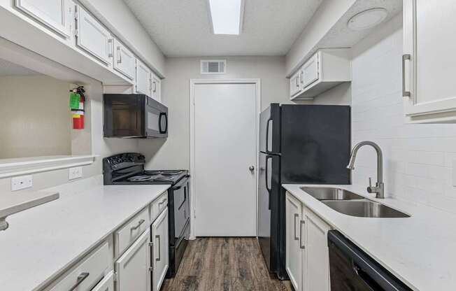 Camino del Sol in Dallas TX Madrid Kitchen