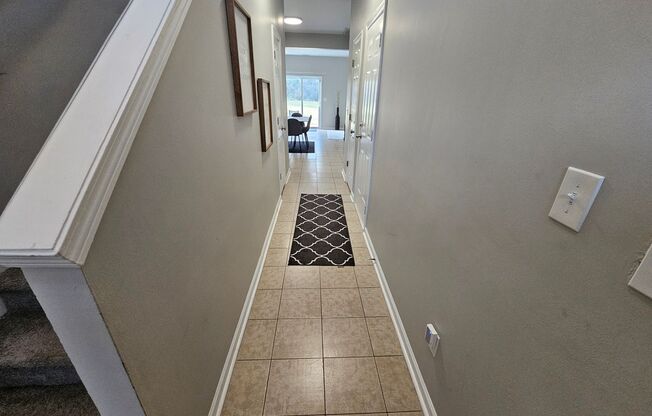 3 beds, 2.5 baths, 1,550 sqft, $1,825, Unit 3061