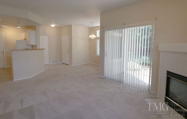Great 2br/2ba condo with attached garage & W/D in unit
