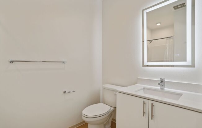 Studio, 1 bath, 288 sqft, $1,640, Unit Unit 103