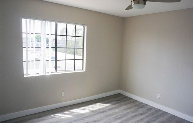 BEAUTIFUL NEWLY REMODELED 2 BEDROOM/1 BATHROOM UNIT LOCATED IN INGLEWOOD!