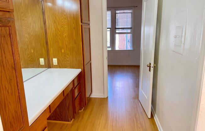 Studio, 1 bath, $1,900, Unit 406