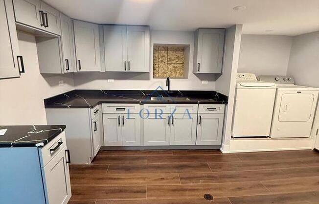 3025 W 54 PL