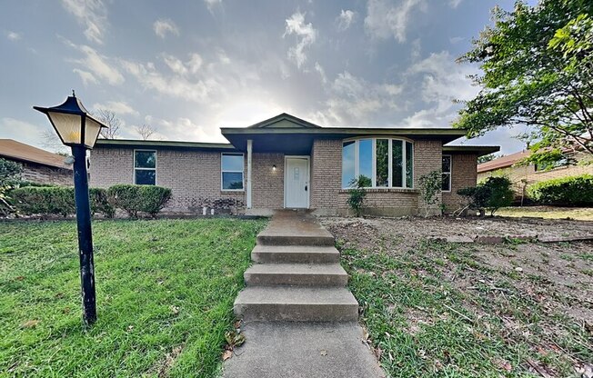 7624 OAK GDN TRL