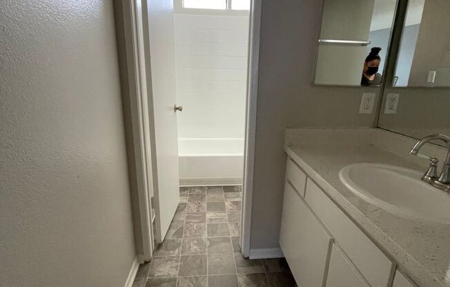 Studio, 1 bath, 500 sqft, $1,495