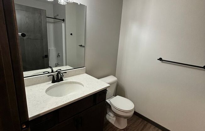 3 beds, 2 baths, 1,512 sqft, $1,695, Unit 713-203