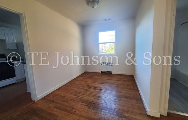 2 beds, 1 bath, $1,100, Unit Apt. D