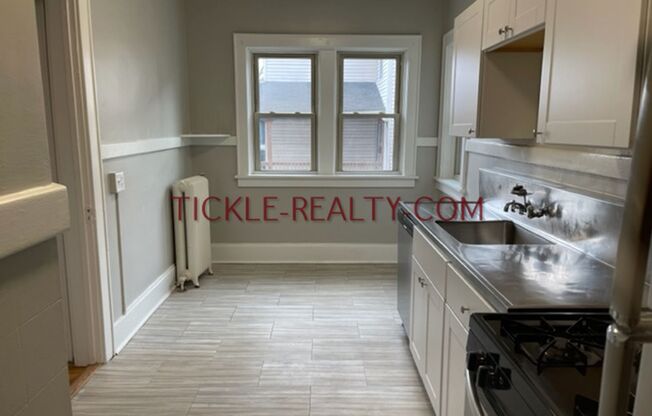 1 bed, 1 bath, $1,225, Unit D102