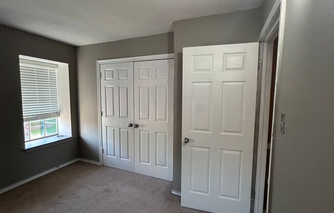 2 beds, 1.5 baths, 1,150 sqft, $1,185, Unit 206