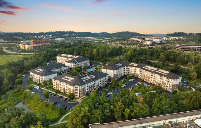 Bird's-eye View - Community