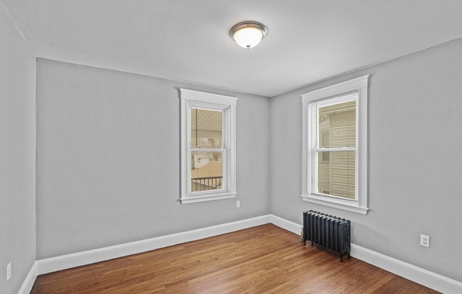 243 W SELDEN