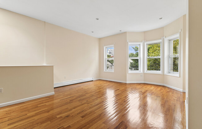 31 WYONA ST