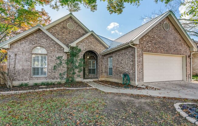 RENOVATED SINGLE-STORY HOME IN OAKWELL FARMS