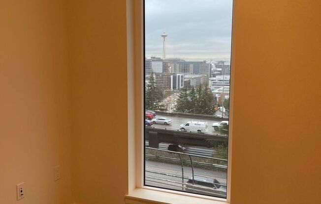 2 beds, 1 bath, 660 sqft, $2,895, Unit 210