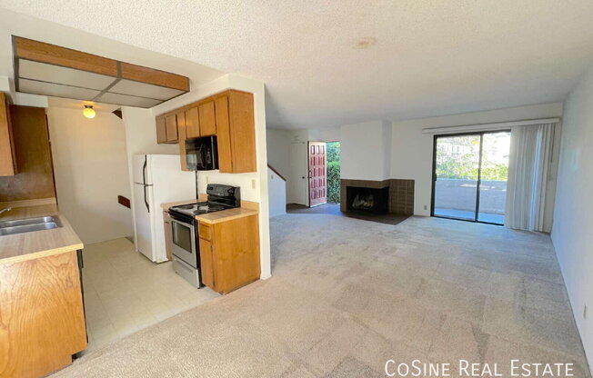 8722 VILLA LA JOLLA DR