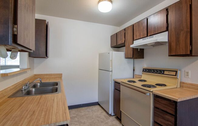 1 bed, 1 bath, 550 sqft, $975, Unit C