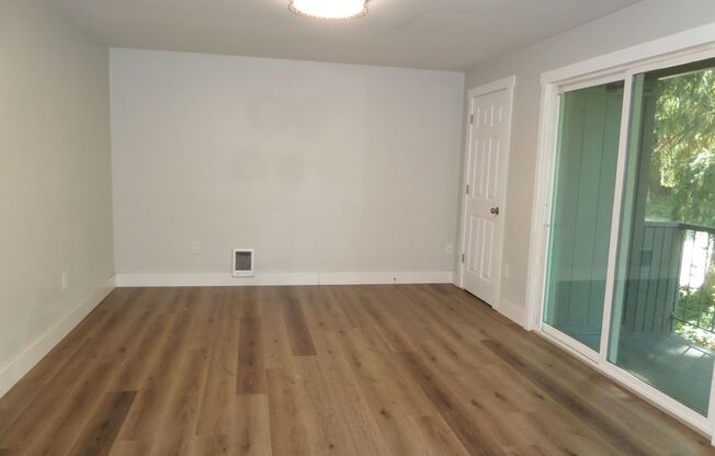 2 beds, 1 bath, $1,795