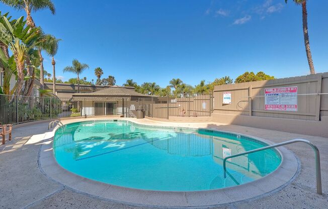 3 beds, 2.5 baths, 1,130 sqft, $3,195, Unit 44