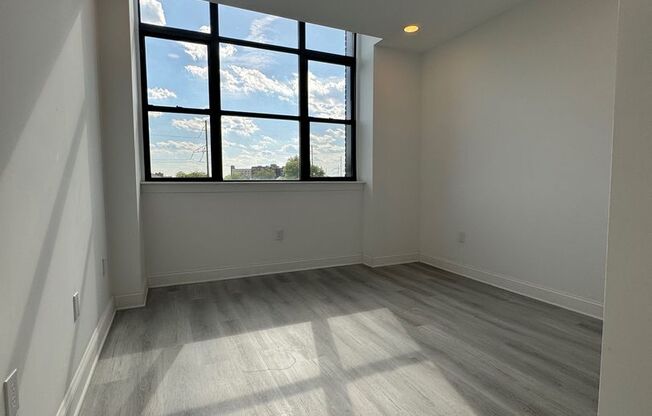 2 beds, 1 bath, 1,080 sqft, $1,295, Unit 304