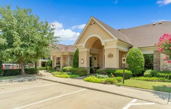 MansionsofMansfield_LeasingOffice