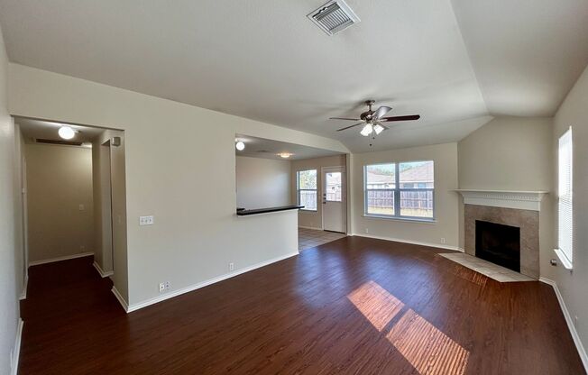 2304 Founder Dr 78613 | 3 Bed 2 Bath & Garage for 2 cars $1850 1/2 Off The First Months Rent