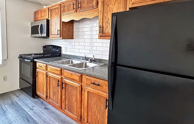 328 Bushkill St.