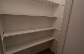 1 bed, 1 bath, 747 sqft, $1,050, Unit 1207