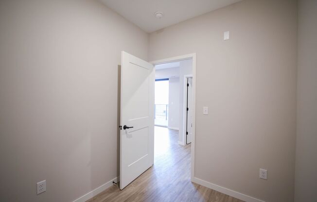 1 bed, 1 bath, 898 sqft, $1,745, Unit 221