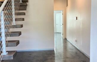 910 Montana St Unit 101