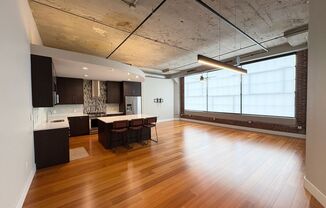 4100 FOREST PARK AVENUE #302 | SAINT LOUIS 63108
