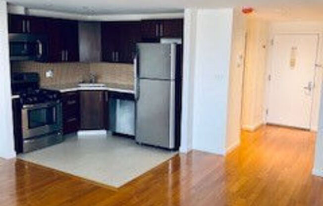 Studio, 1 bath, 487 sqft, $2,875