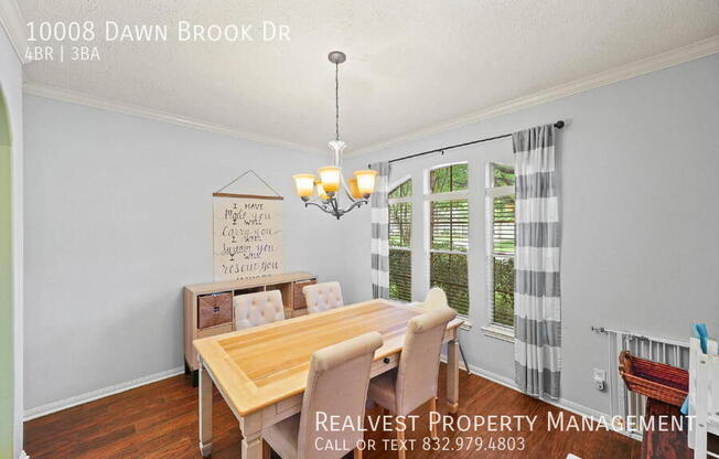 10008 DAWN BRK DR