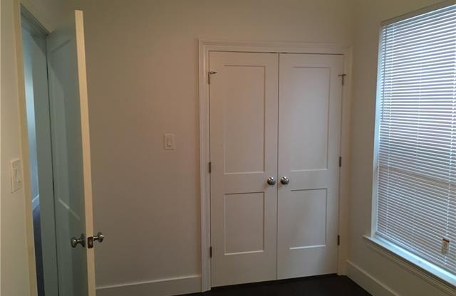 2 beds, 1 bath, 800 sqft, $1,395, Unit 1209