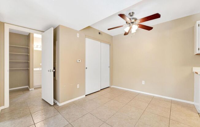 1 bed, 1 bath, $1,100, Unit # 1139